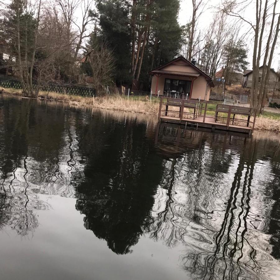 Urokliwy Domek Nad Brzegiem Jeziora Lubiatów Exteriör bild